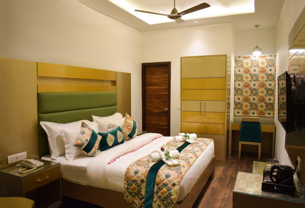 Hotel One Earth GG Regency Amritsar Exterior foto