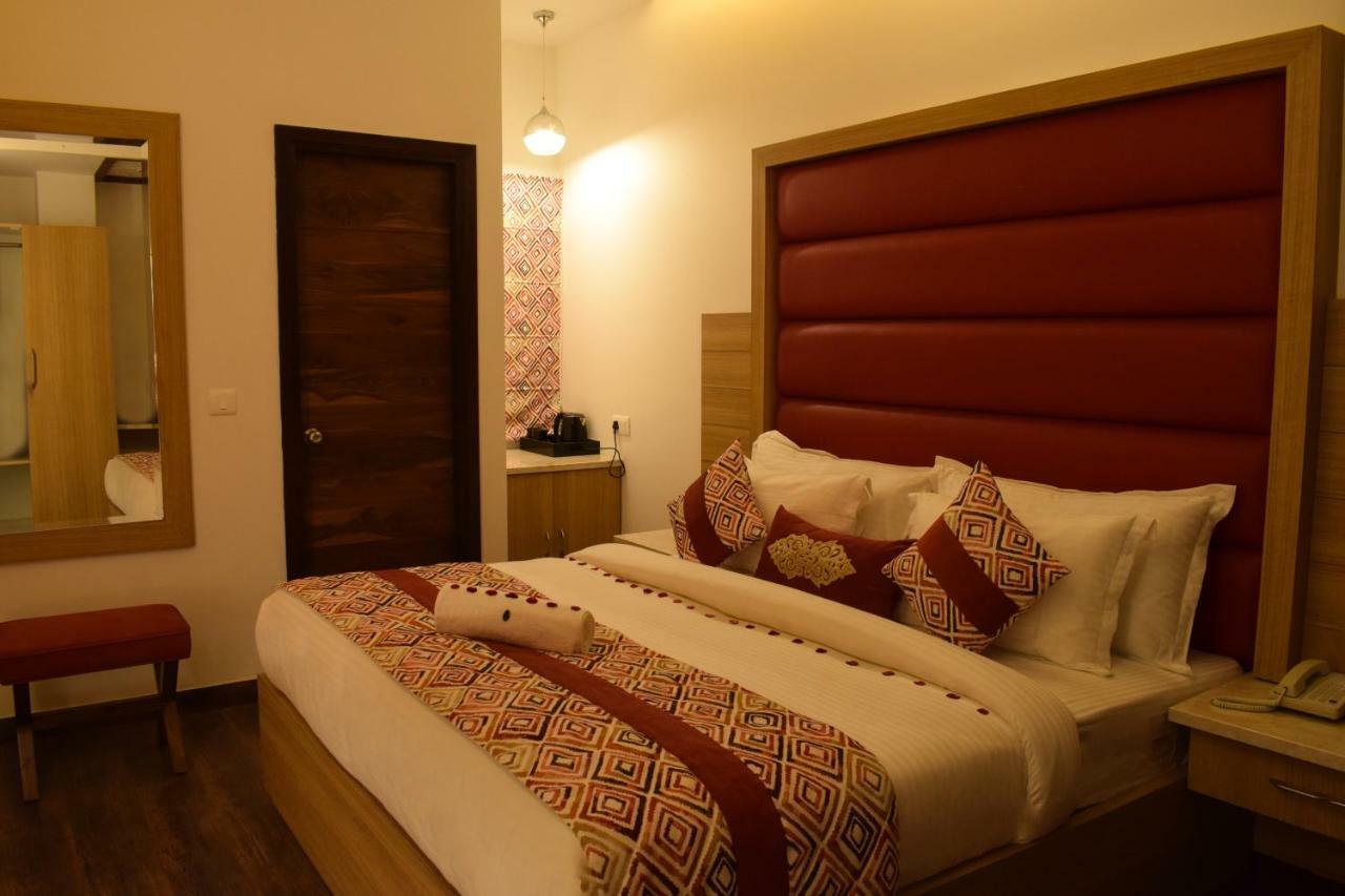Hotel One Earth GG Regency Amritsar Exterior foto
