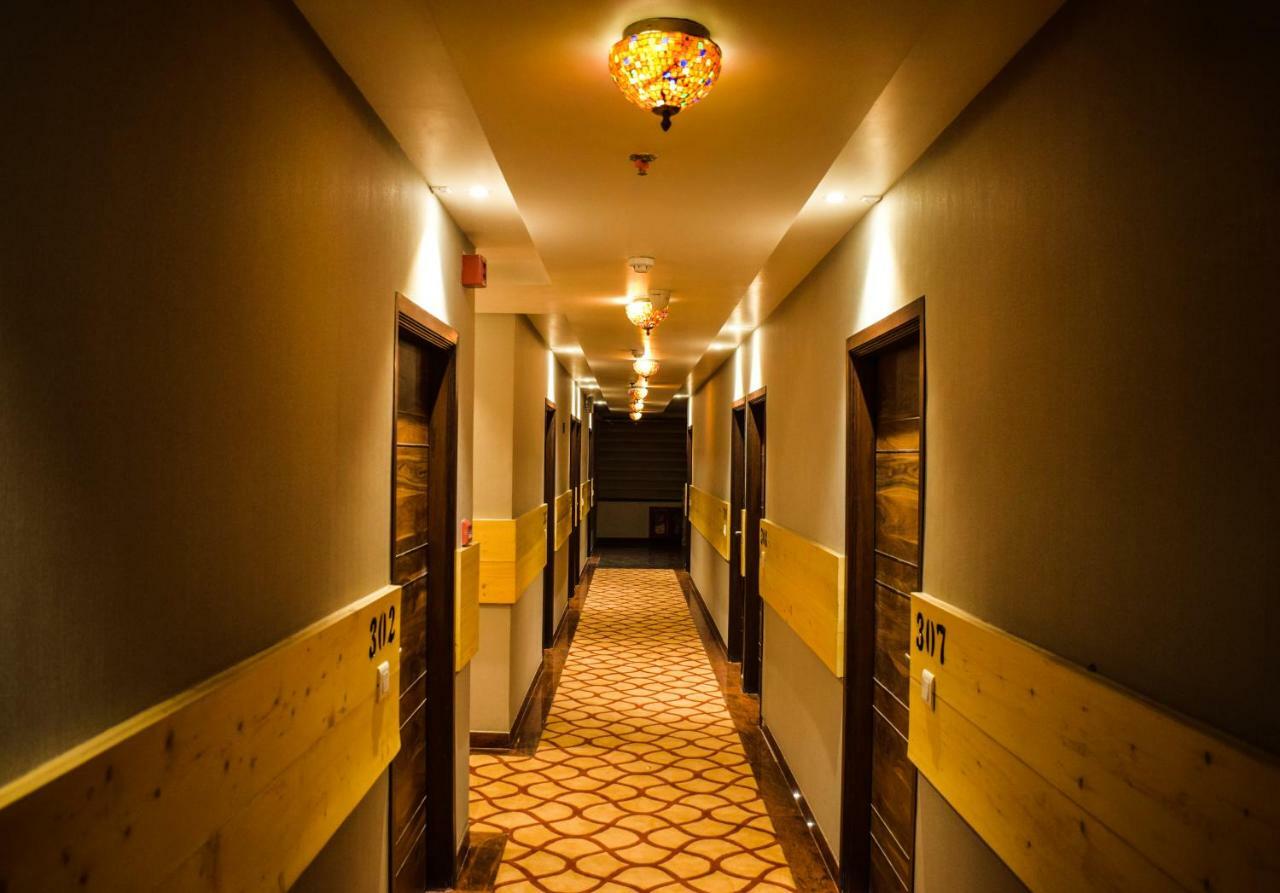 Hotel One Earth GG Regency Amritsar Exterior foto